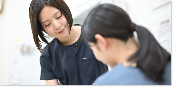 鎮静剤を使用して眠っている間に大腸カメラ検査を行います